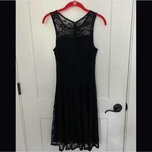 Black Sleeveless Midi Dress